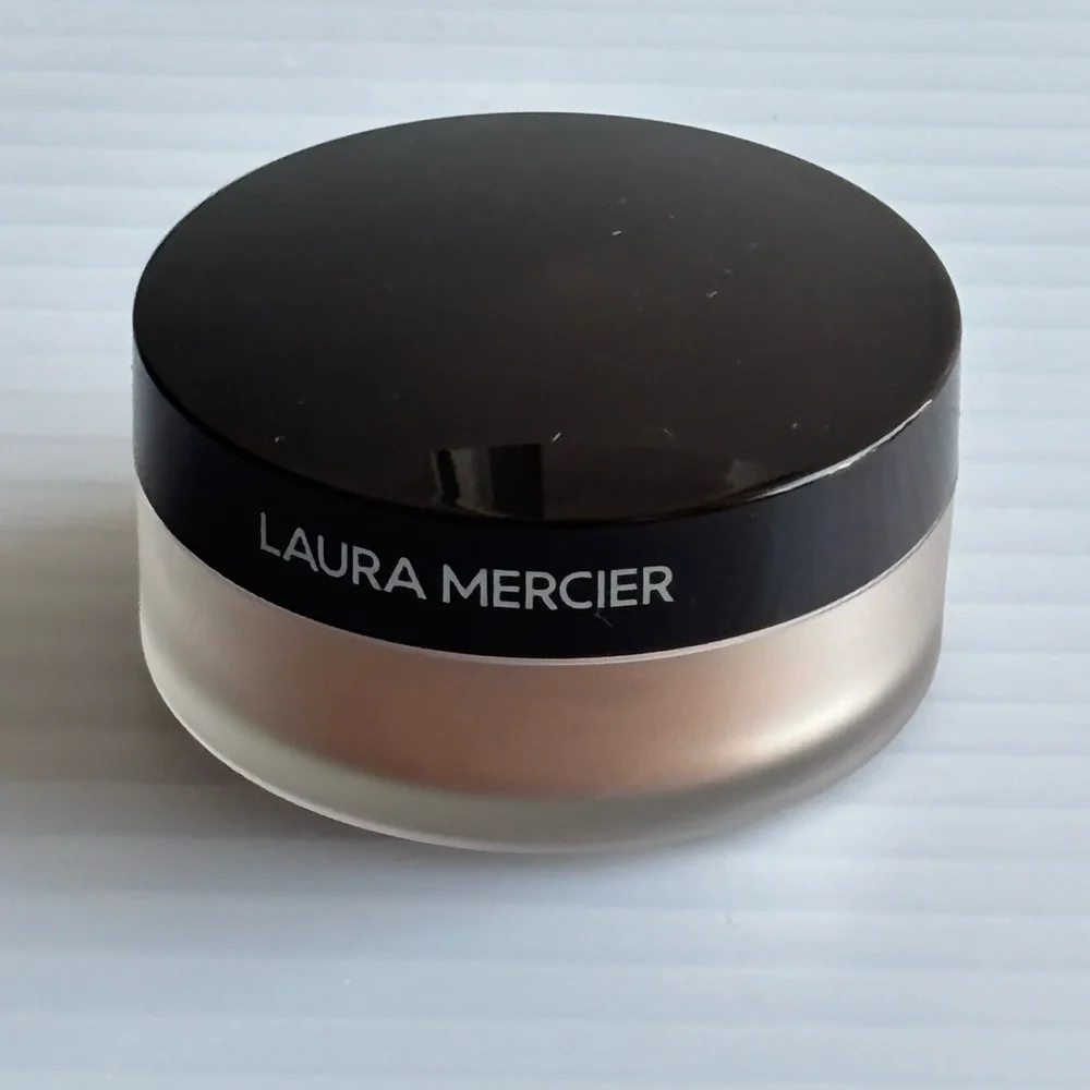 Laura Mercier Translucent Loose Setting Powder 0.17 Oz Travel Size